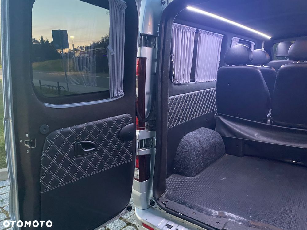 Opel Vivaro - 22