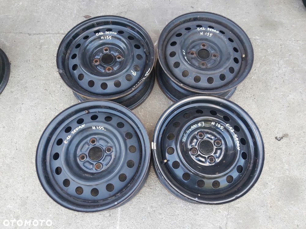 Toyota Corolla E12 felga stalowa 15 4x100 6J - 2