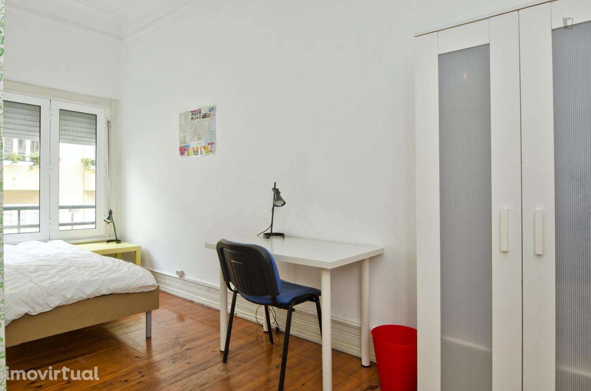 Quarto - localizado em Entrecampos Lisbon - Grande imagem: 2/21