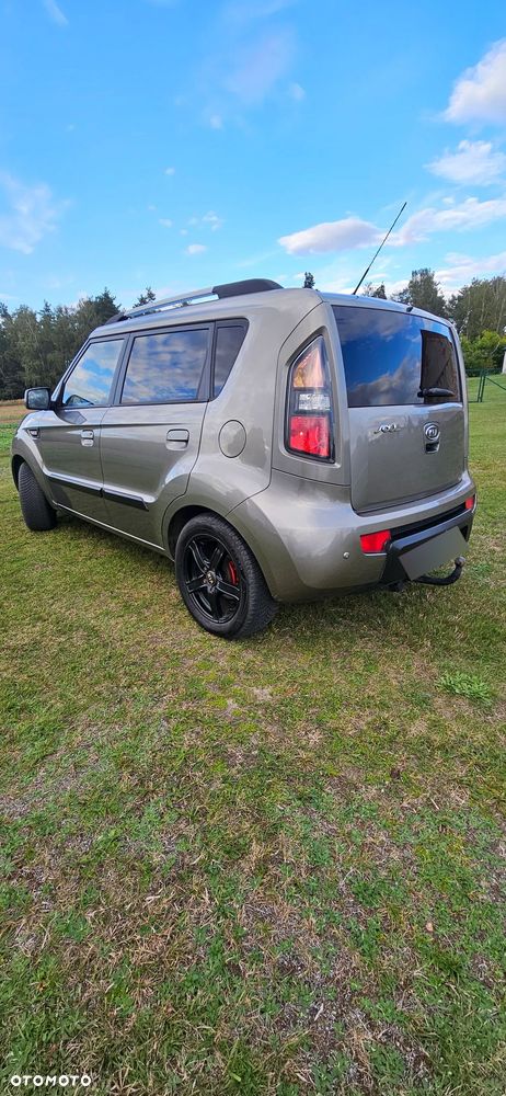 Kia Soul 1.6 L - 5