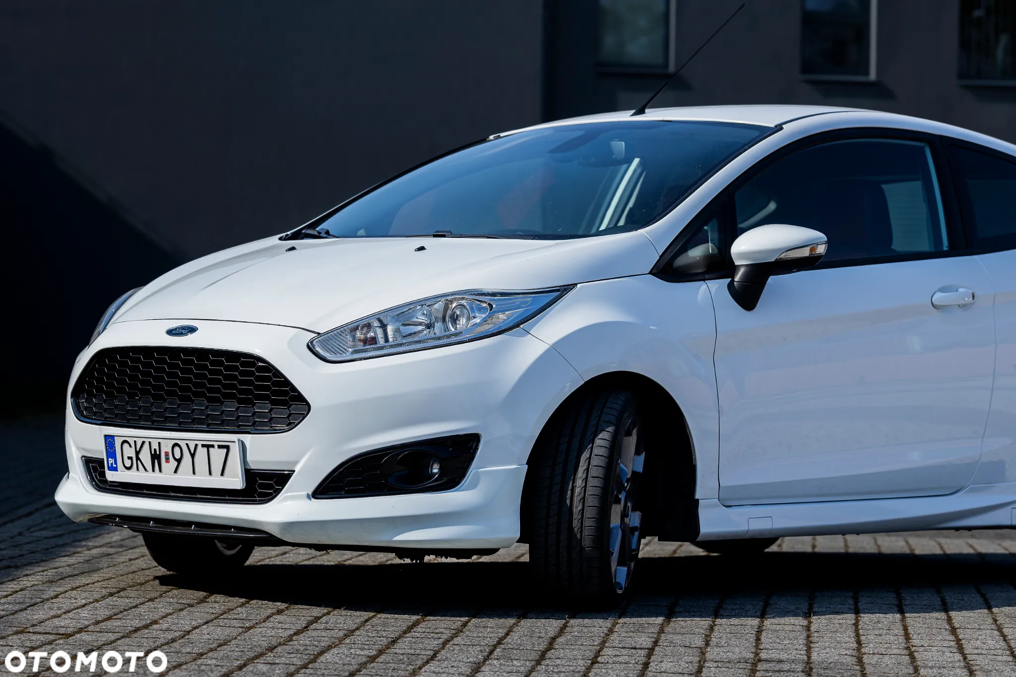 Ford Fiesta 1.6 TDCI S - 2