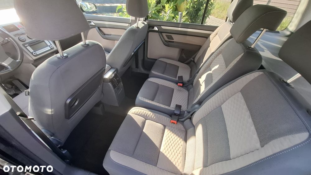 Volkswagen Touran 1.4 TSI Cross - 10