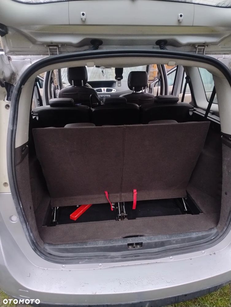 Renault Grand Scenic dCi 150 Automatik Bose Edition - 20