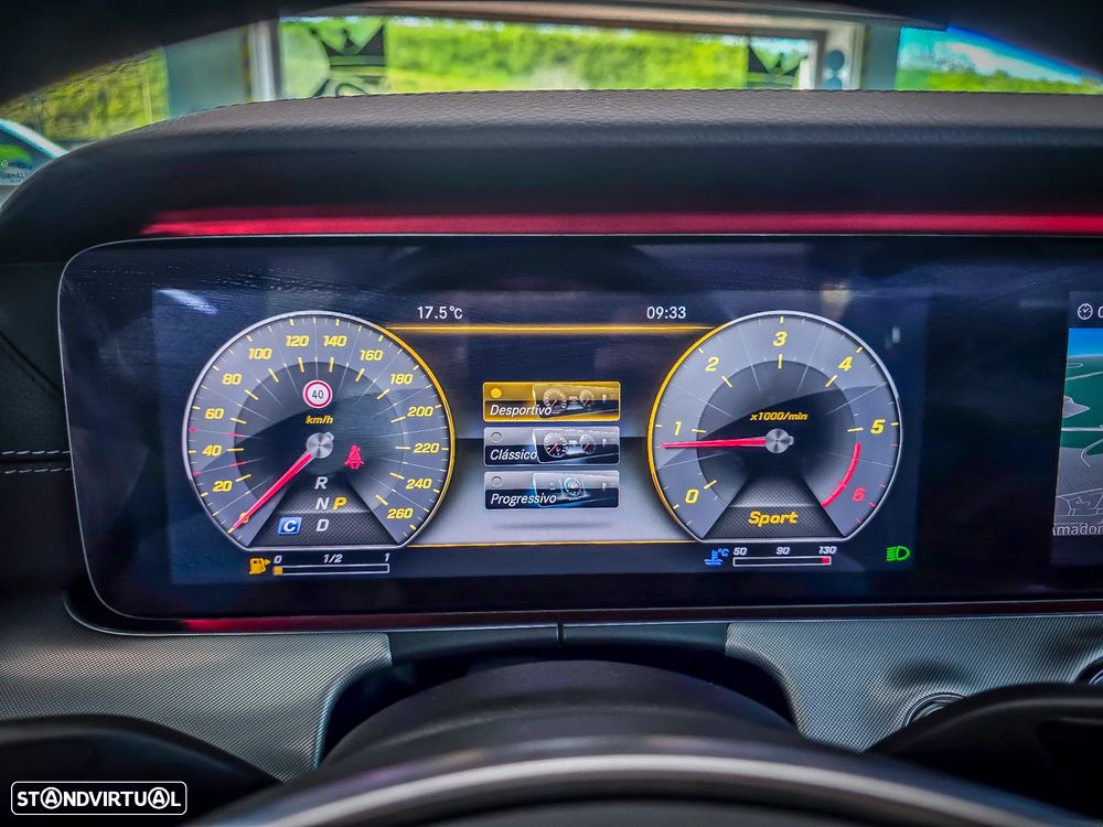 Mercedes-Benz E 220 d Cabrio 9G-Tronic AMG Line - 31