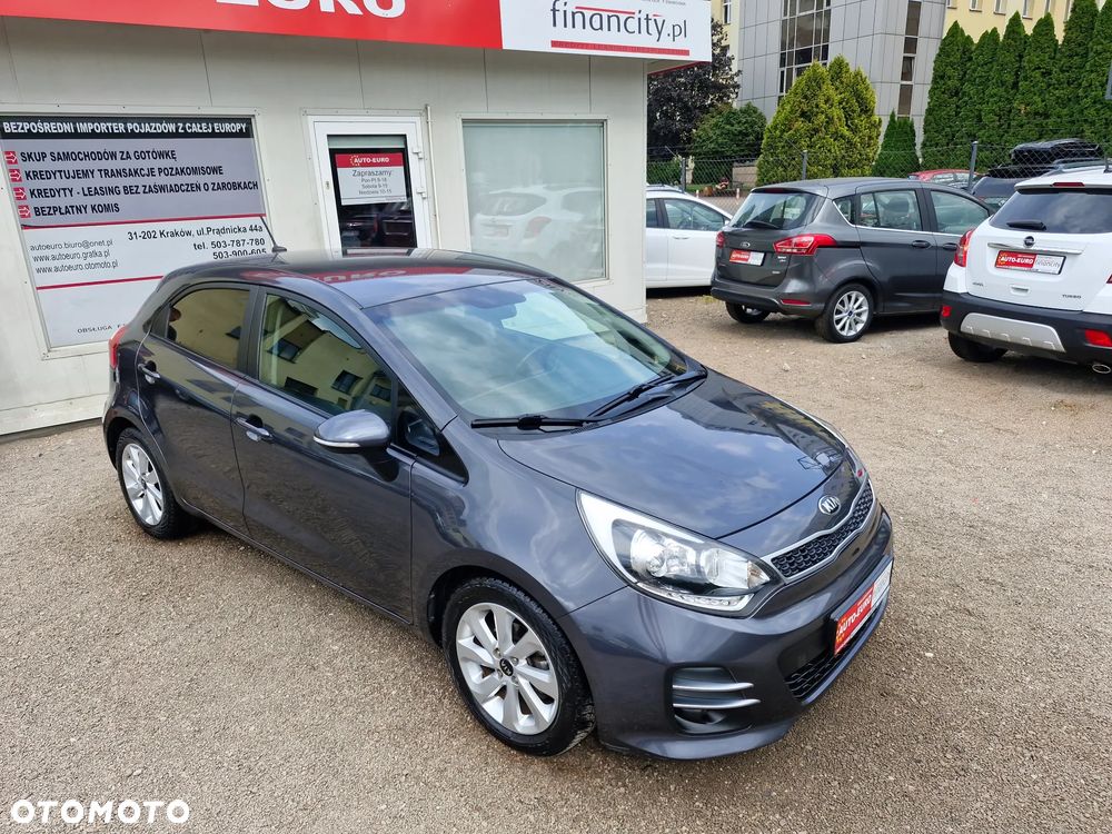 Kia Rio 1.2 L - 9