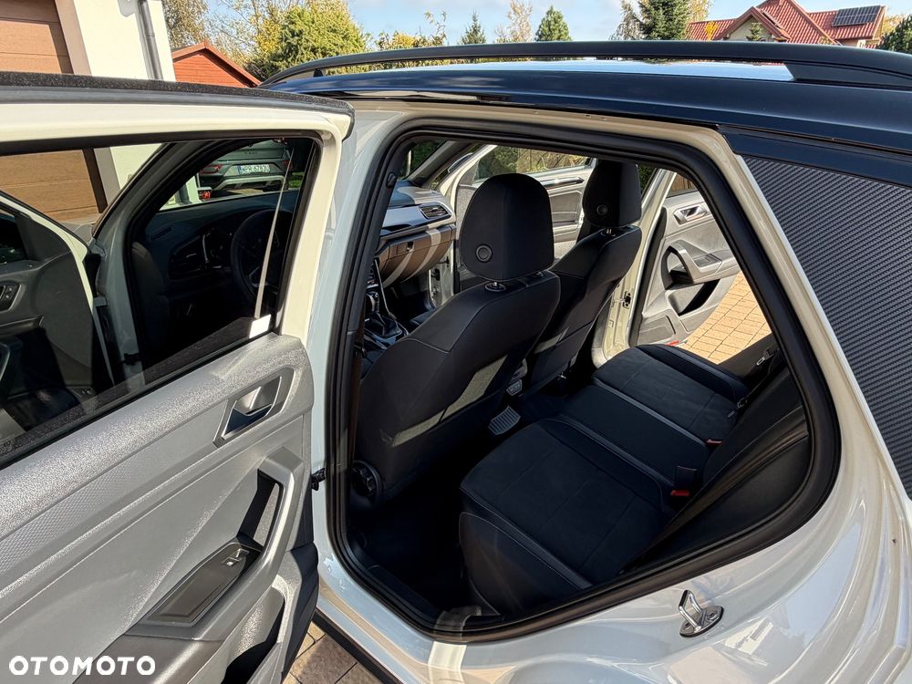 Volkswagen T-Roc 1.5 TSI Style DSG - 24
