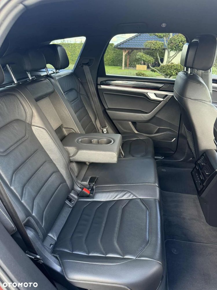 Volkswagen Touareg ver-3-0-v6-tdi-scr-4mot-elegance - 23