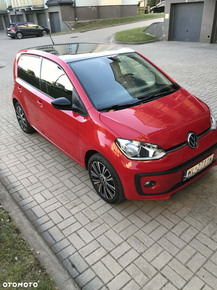 Volkswagen up! 1.0 Black Style - 1