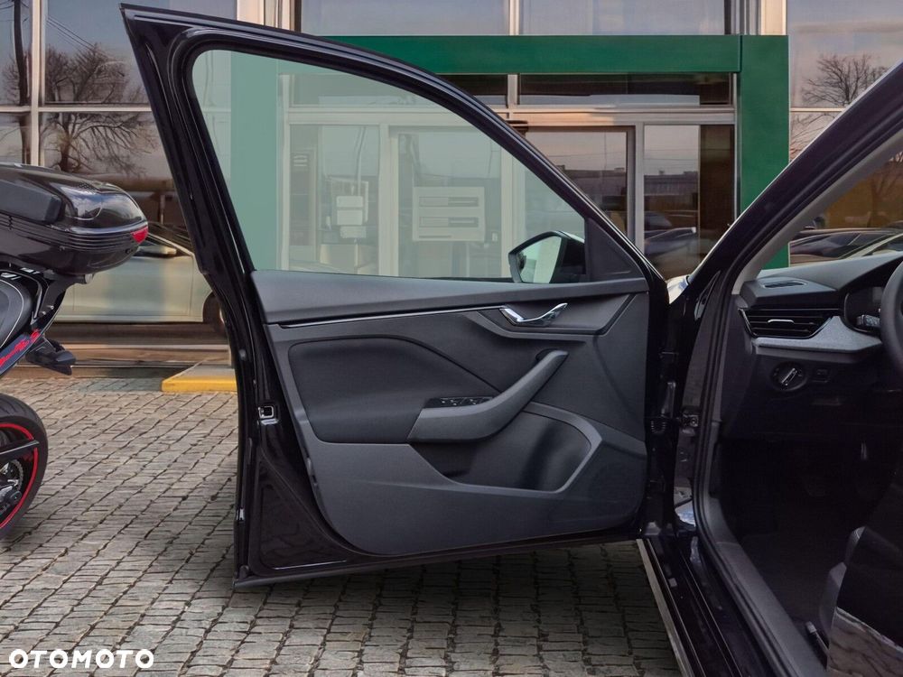 Skoda Kamiq 1.0 TSI Drive - 16