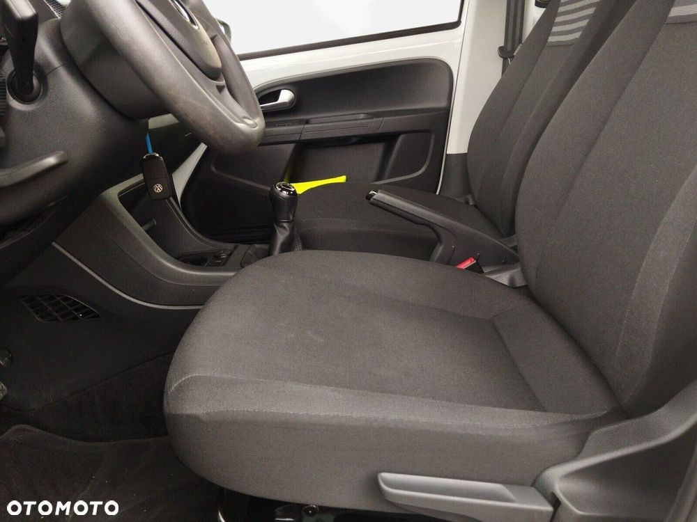 Volkswagen up! 1.0 move - 14