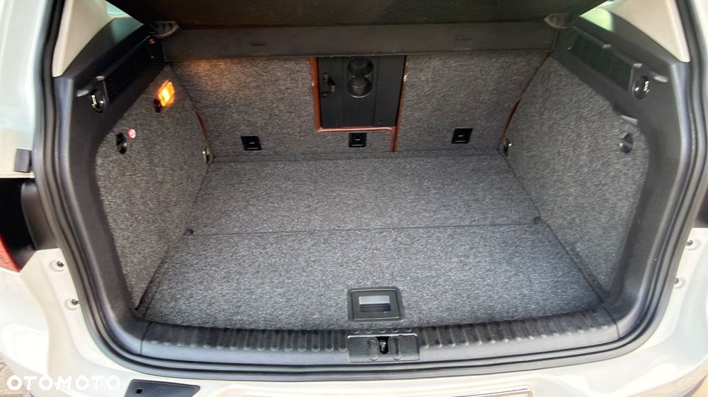 Volkswagen Tiguan 2.0 TDI 4Mot Perfectline R-Style DSG - 38