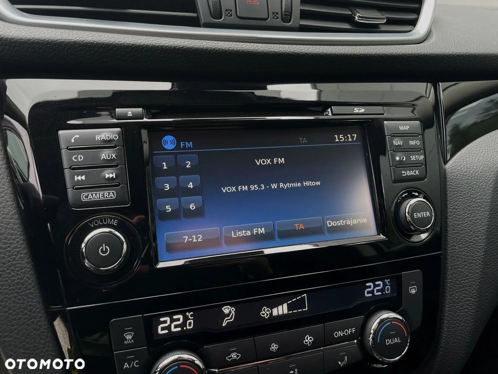 Nissan Qashqai 1.2 DIG-T N-Connecta - 25