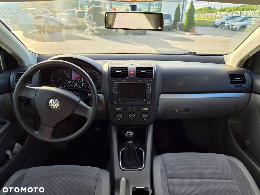 Volkswagen Jetta 1.6 Comfortline - 7