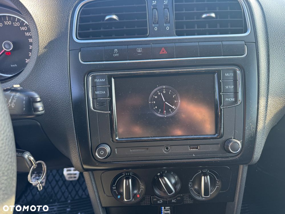 Volkswagen Polo - 12