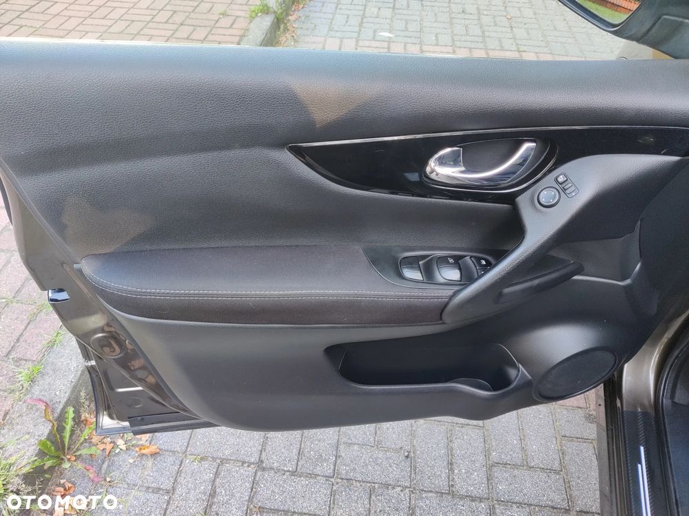 Nissan Qashqai 1.6 dCi 360 S&S - 18