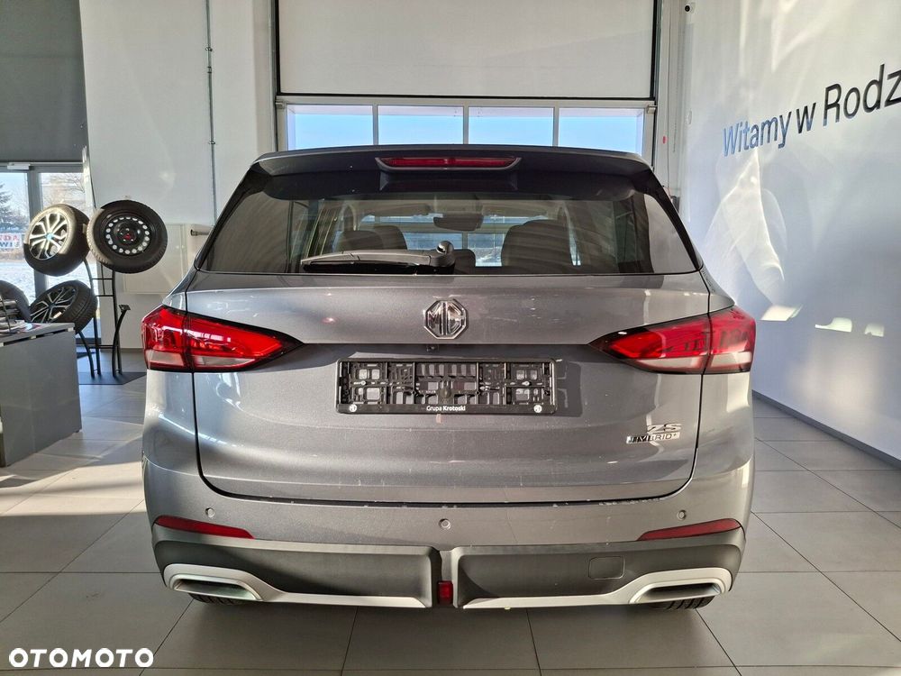 MG ZS Hybrid+ - 3