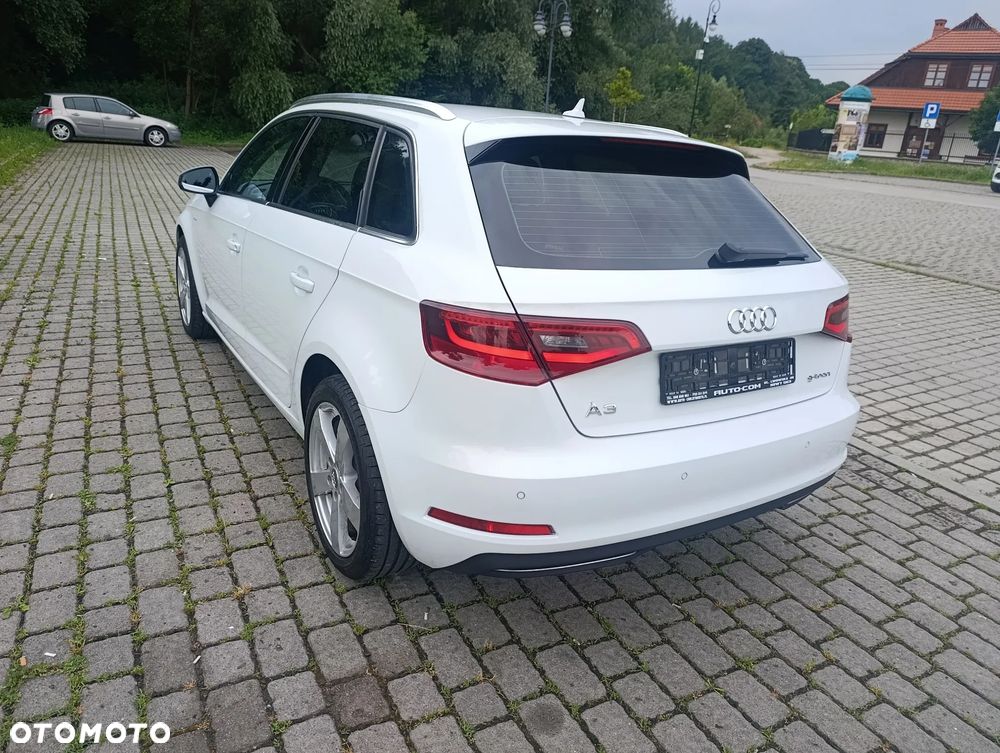Audi A3 Sportback 30 g-tron S tronic - 10