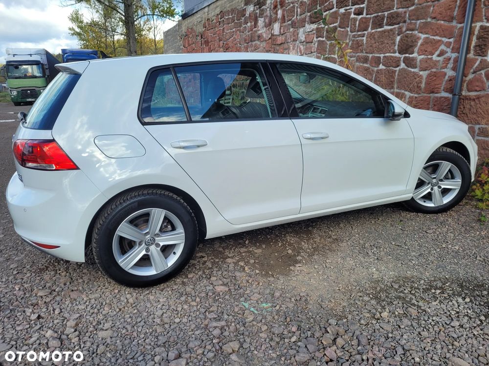 Volkswagen Golf - 13