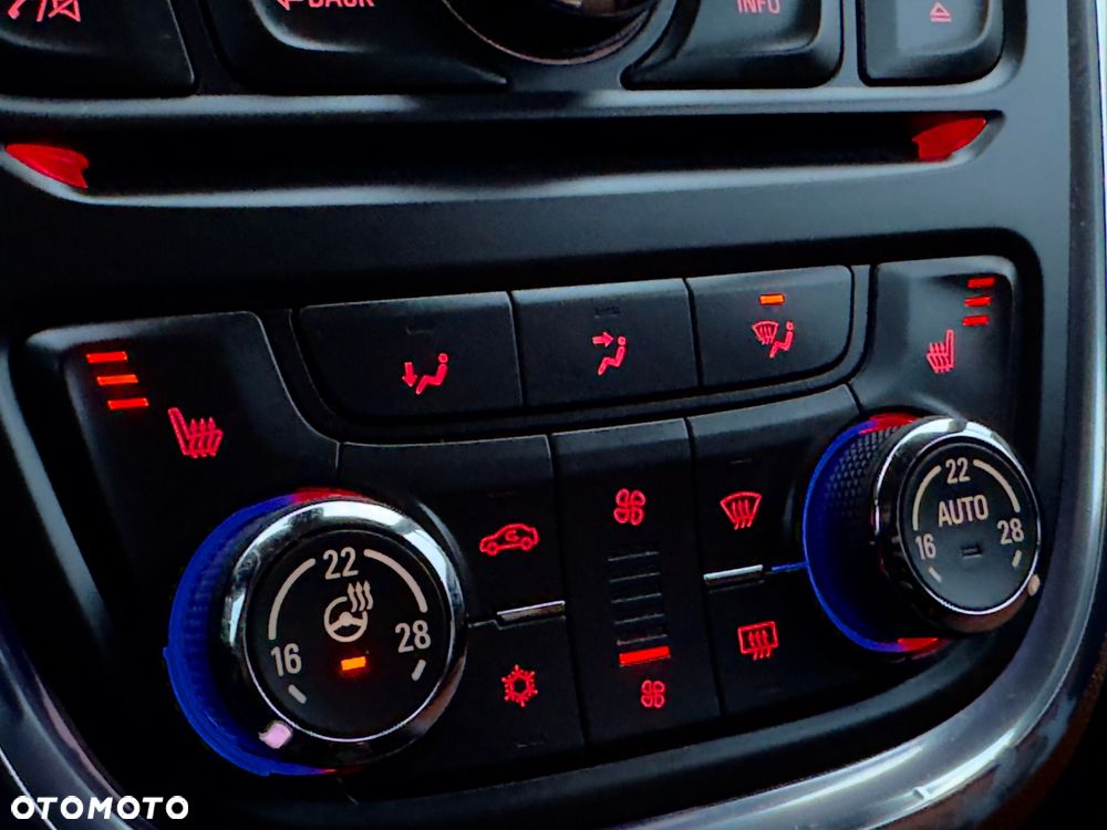 Opel Mokka 1.4 Turbo ecoFLEX Start/Stop 4x4 Color Edition - 37