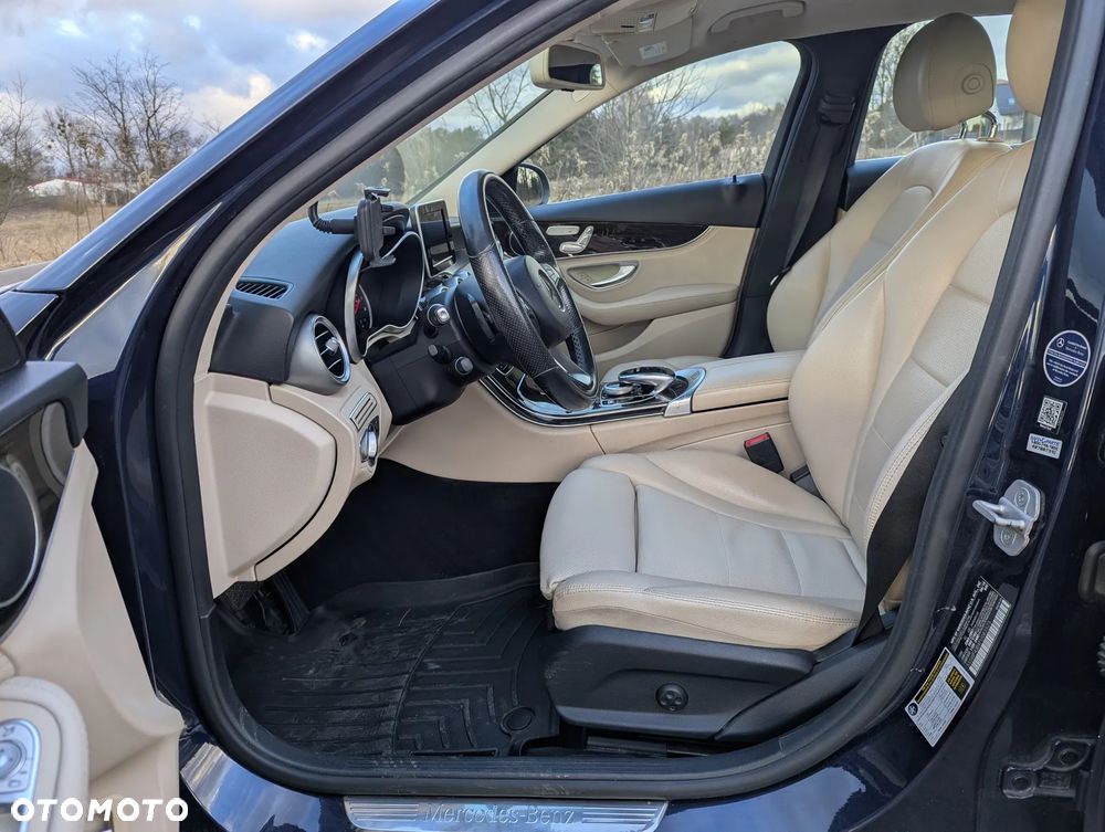 Mercedes-Benz Klasa C 300 7G-TRONIC - 14