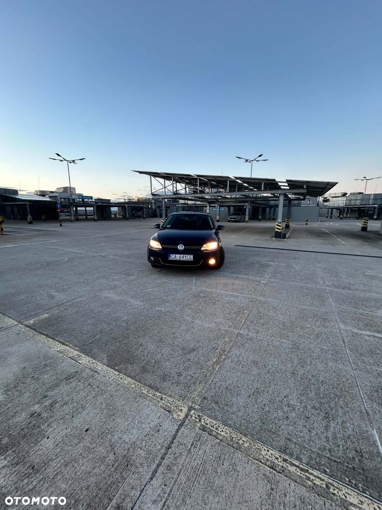 Volkswagen Jetta 1.4 TSI Highline - 7