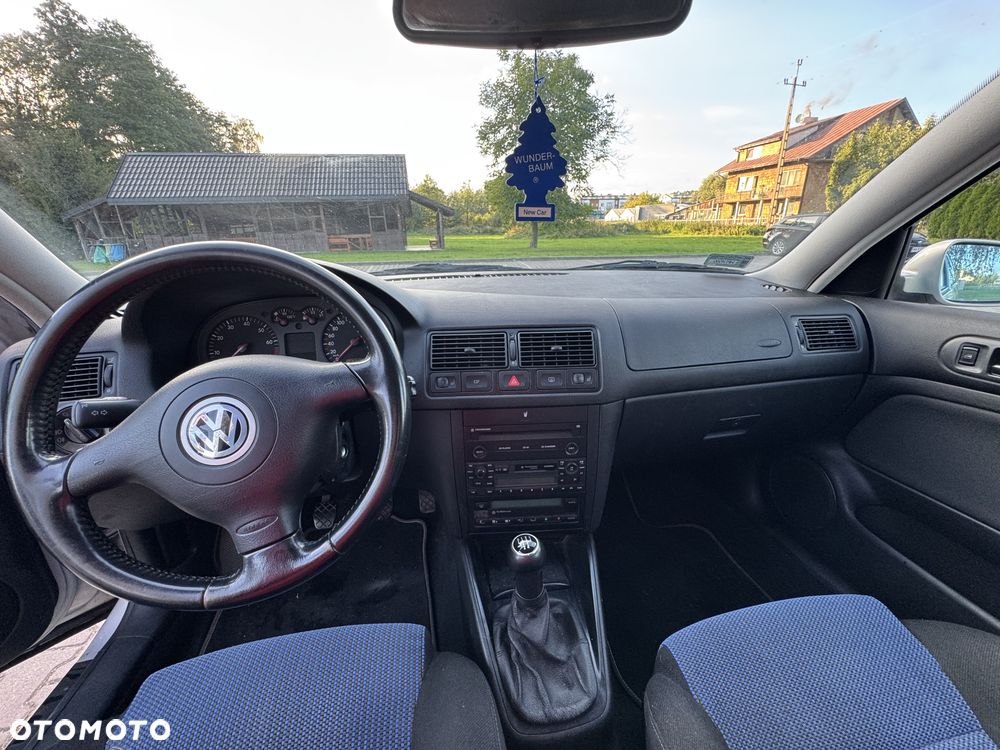 Volkswagen Golf 1.6 Trendline - 10