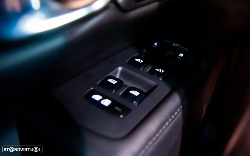 Volvo S90 2.0 B5 Plus Bright AWD - 36