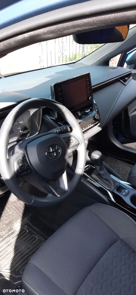 Toyota Corolla 1.8 Hybrid Comfort - 13