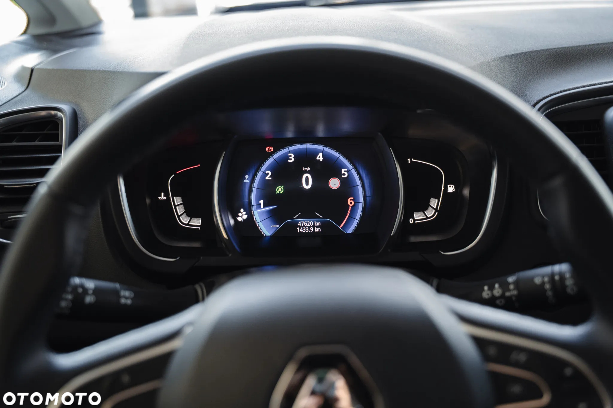 Renault Grand Scenic TCe 115 GPF LIMITED - 16
