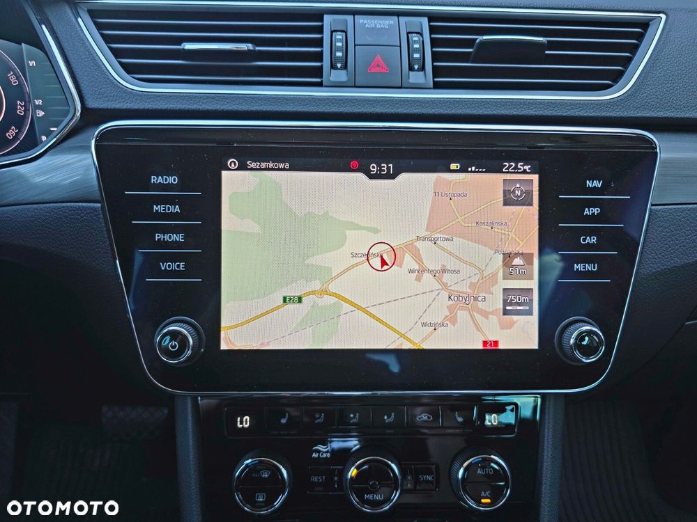 Skoda Superb 2.0 TDI Style DSG - 23
