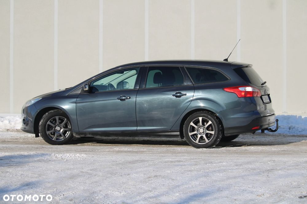 Ford Focus SW - 9