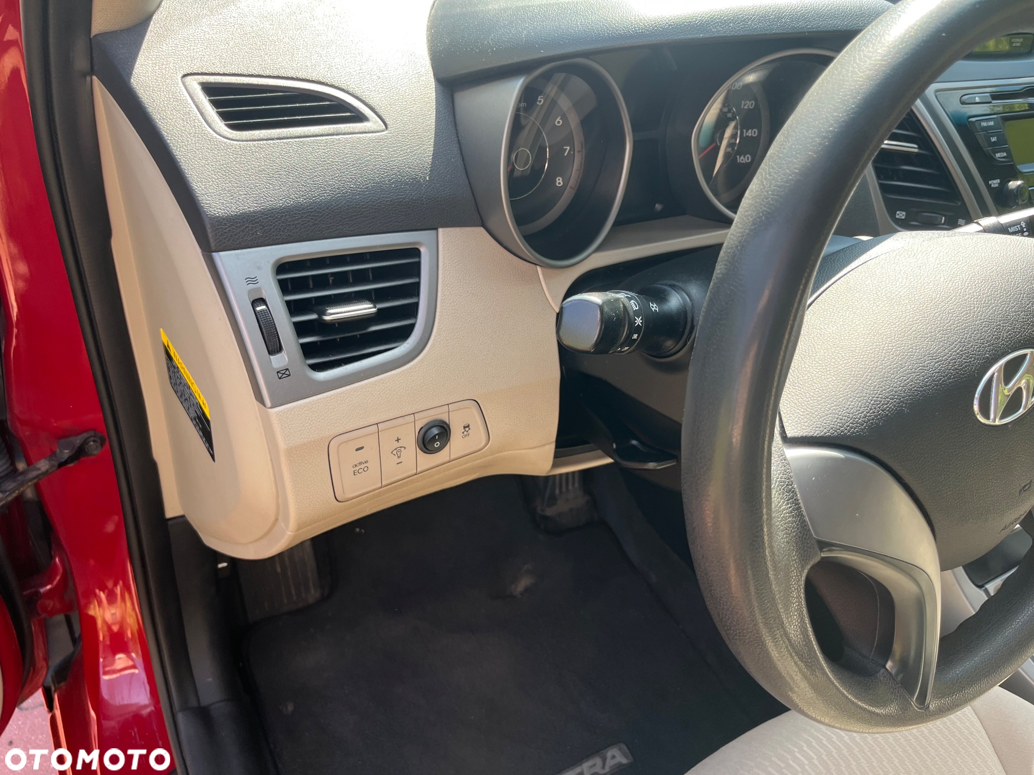 Hyundai Elantra - 20