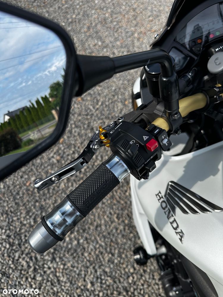 Honda CB - 4