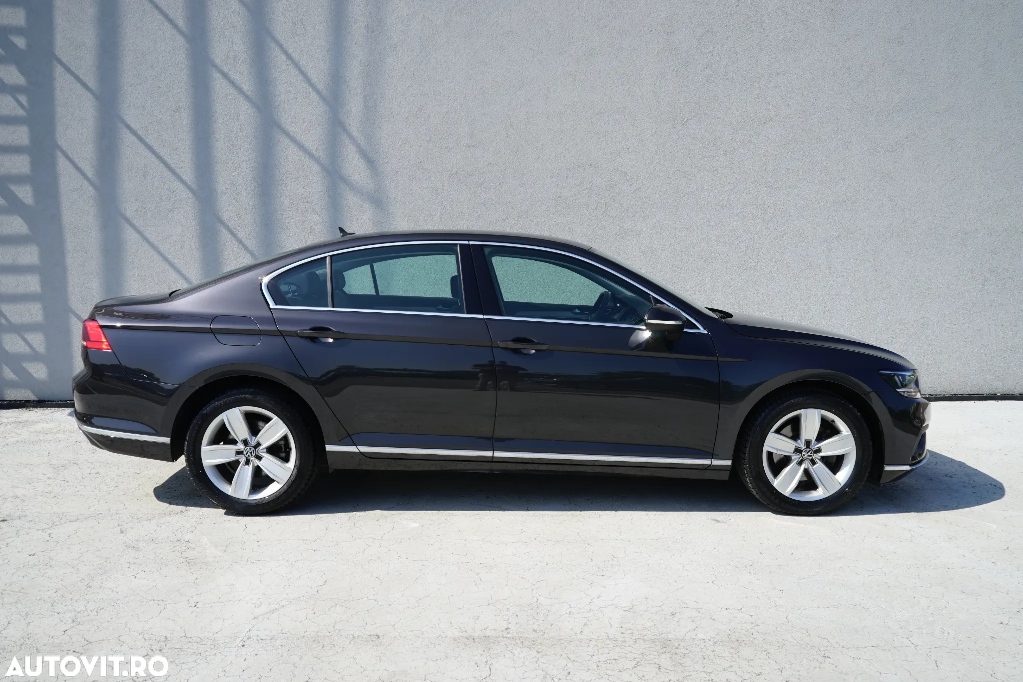 Volkswagen Passat - 7