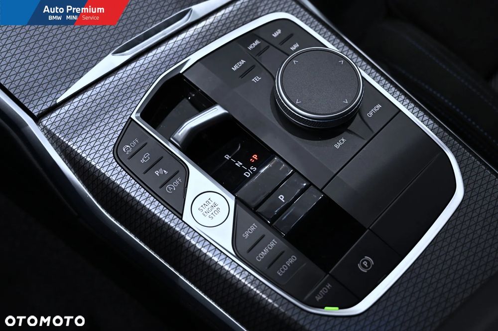 BMW Seria 3 320i xDrive - 6