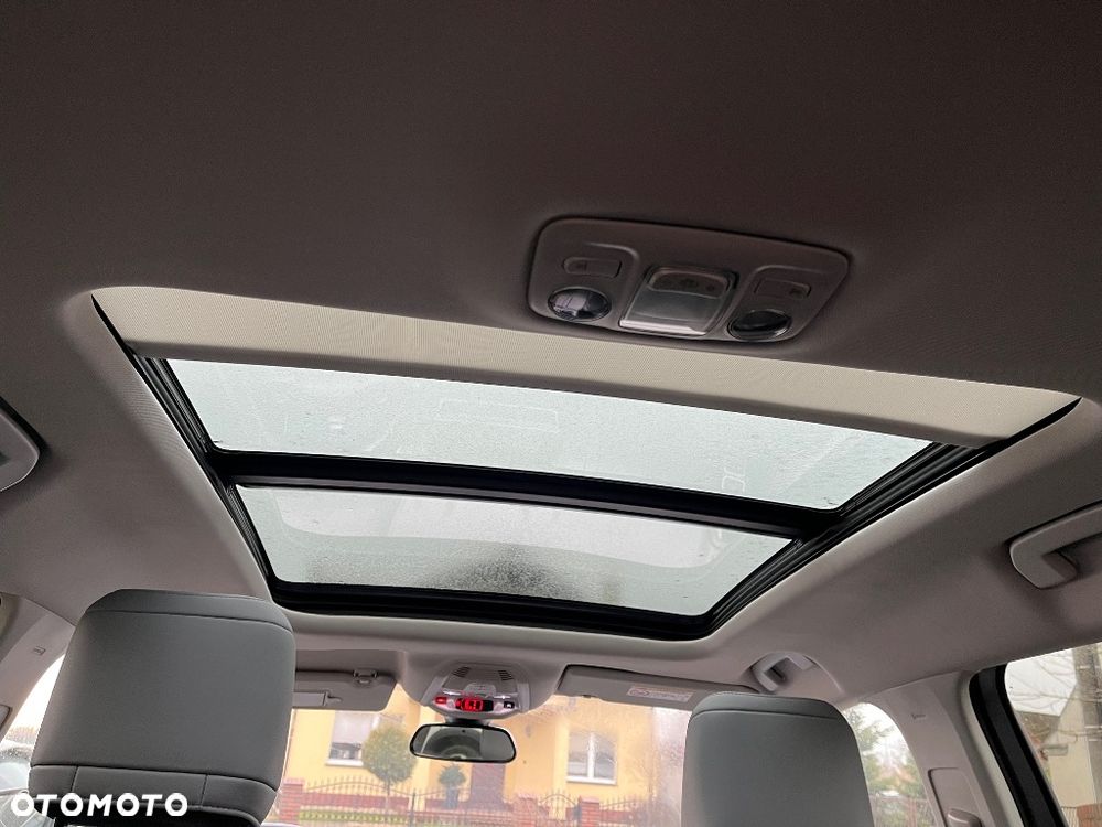 Citroën C5 Aircross 1.6 PHEV 180 Shine Pack EAT8 - 8