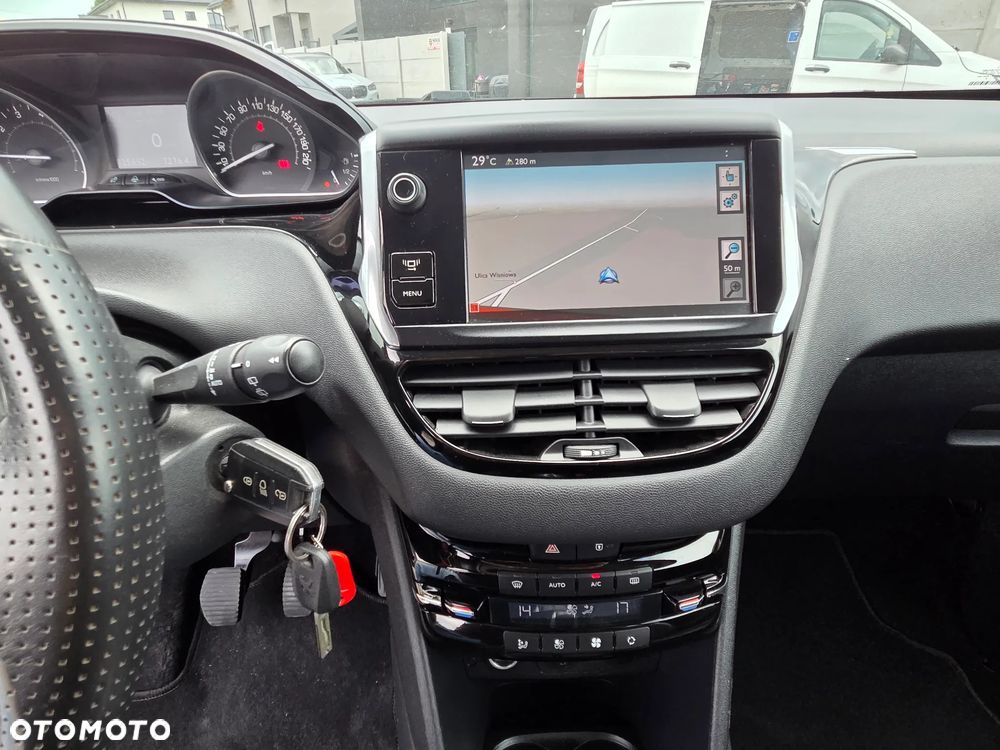 Peugeot 208 95 VTI Active - 16