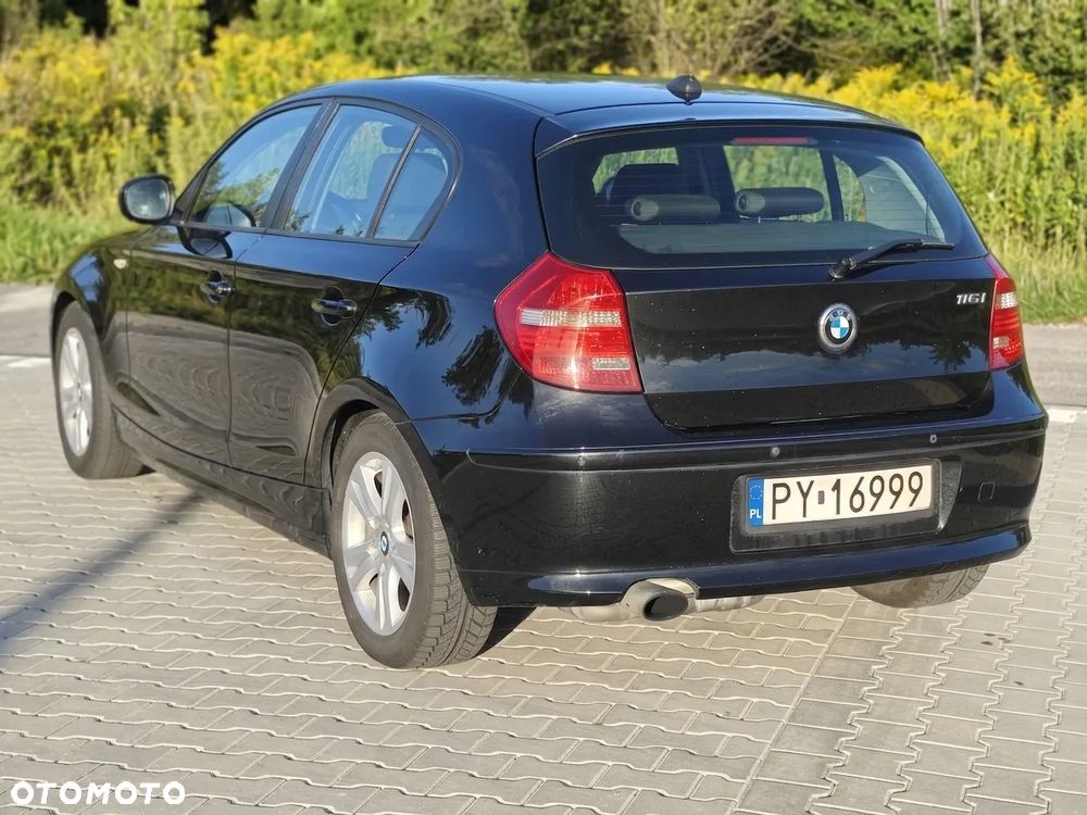 BMW Seria 1 116i - 3