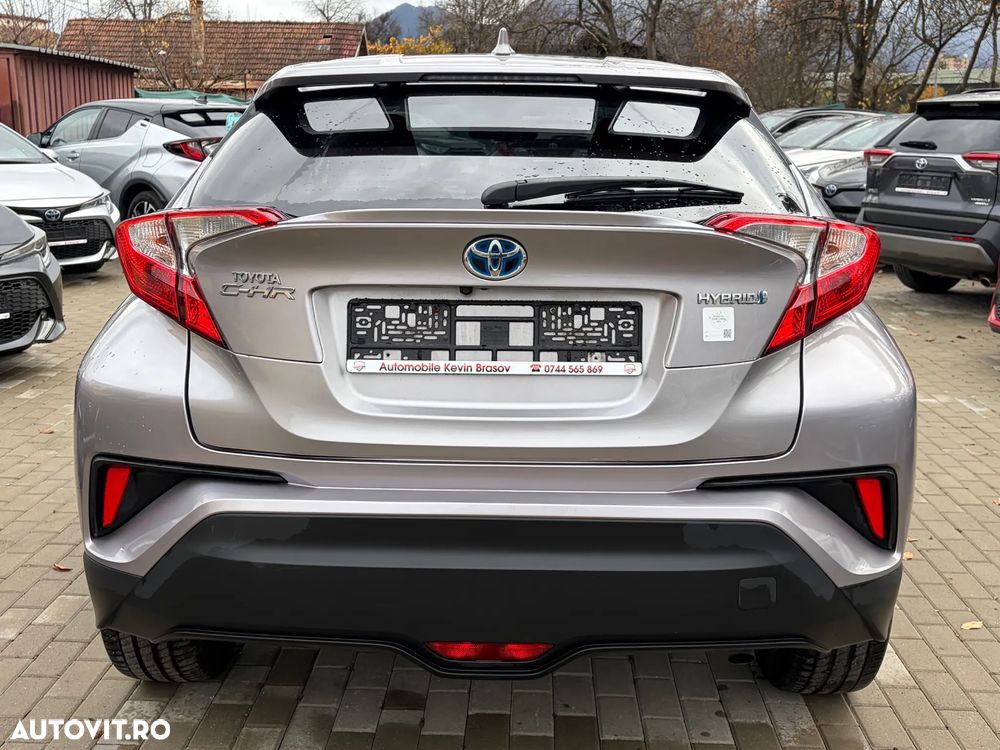 Toyota C-HR - 12