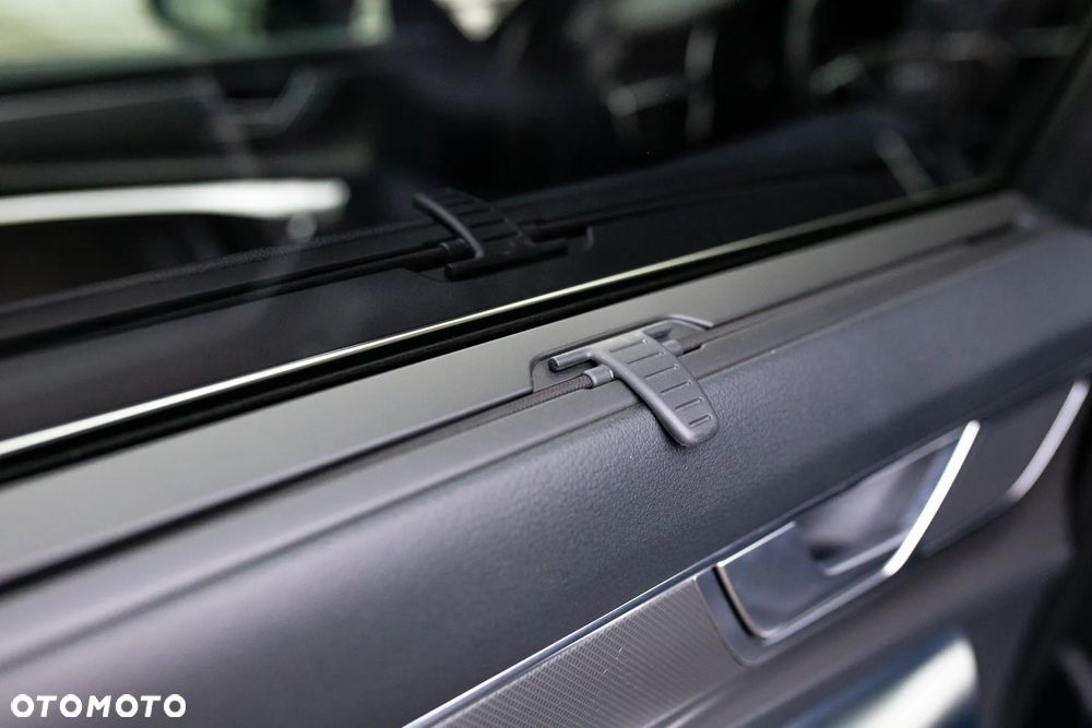 Audi A6 Avant 2.0 TDI ultra S tronic - 22