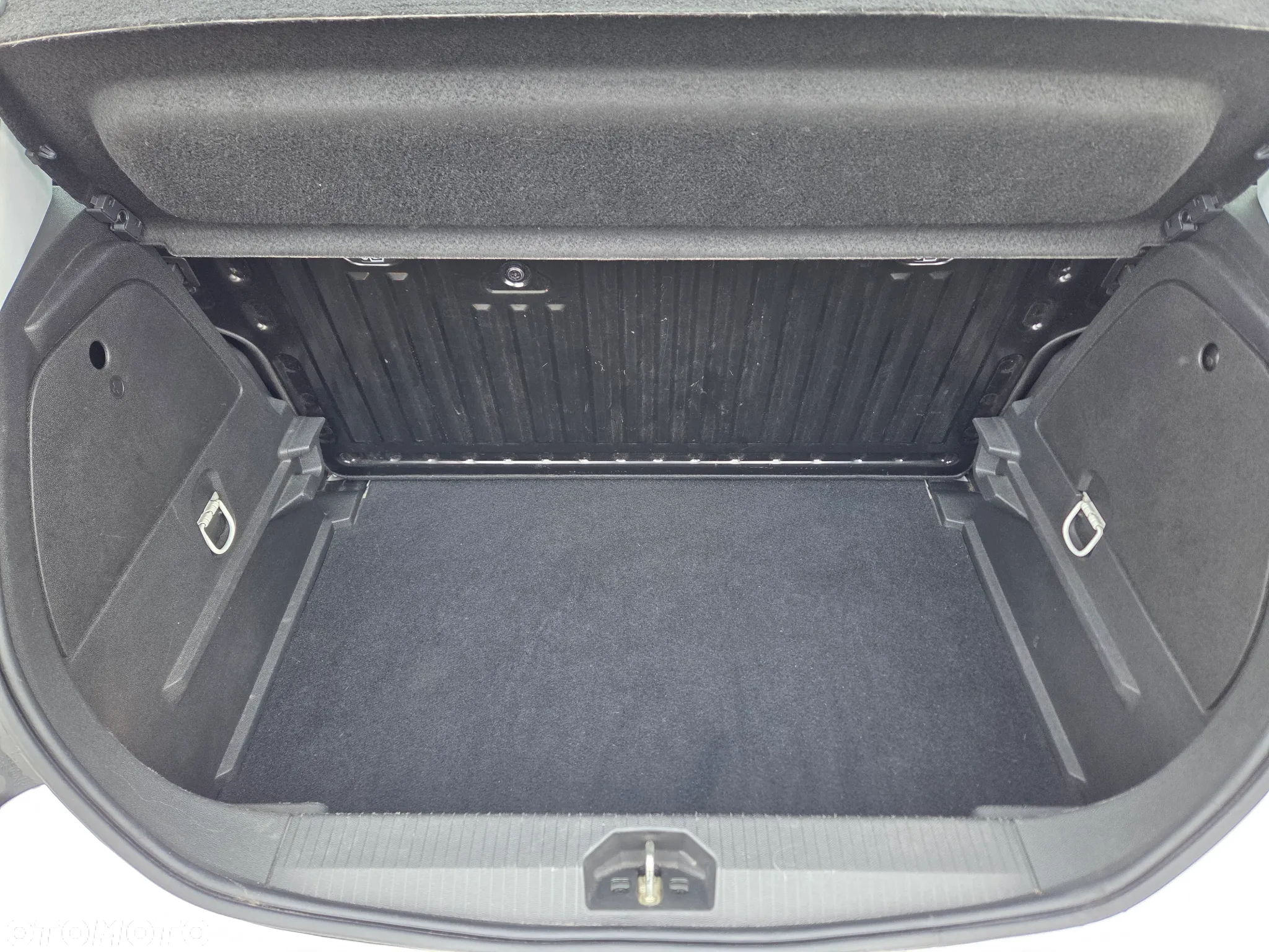 Opel Corsa 1.4 Essentia - 12