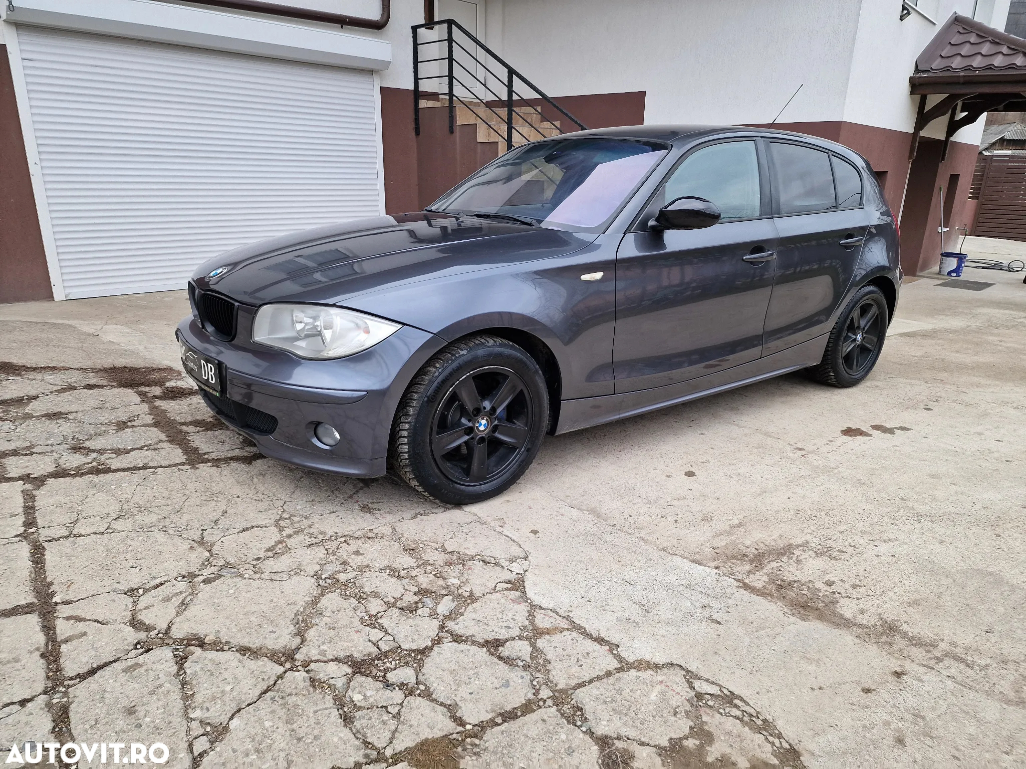 BMW Seria 1 118d - 29