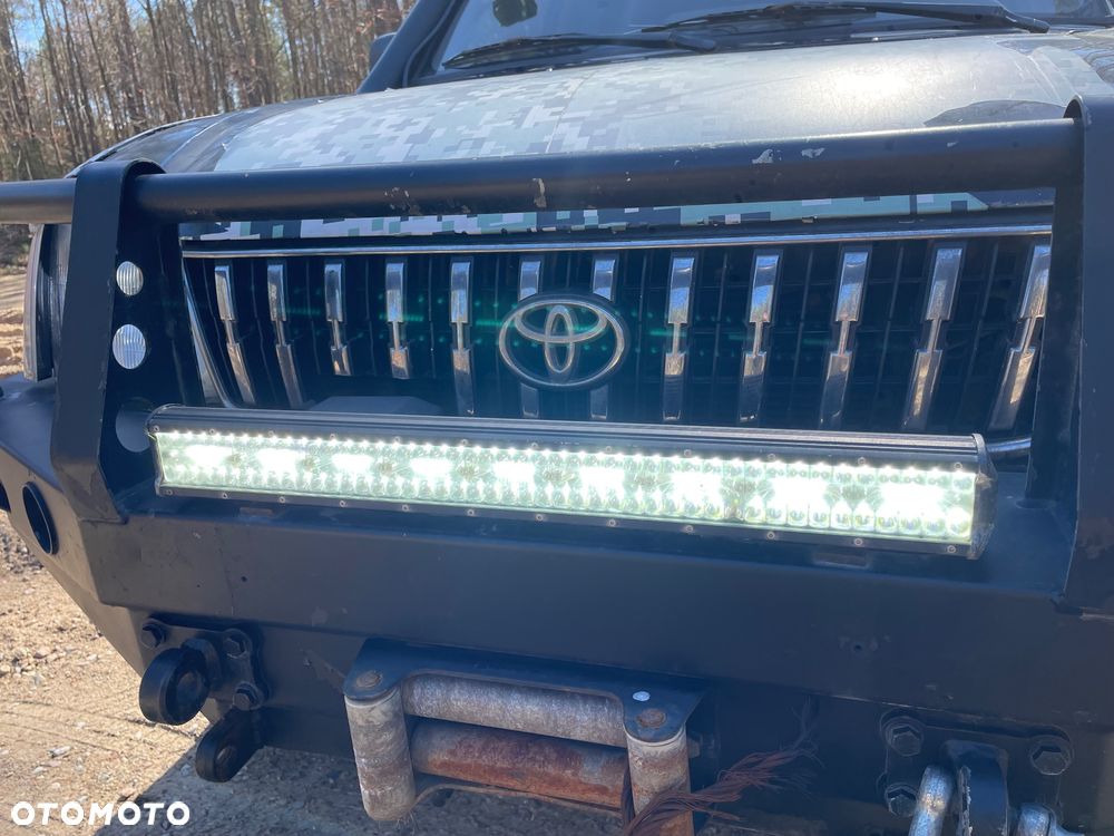 Toyota Land Cruiser - 8