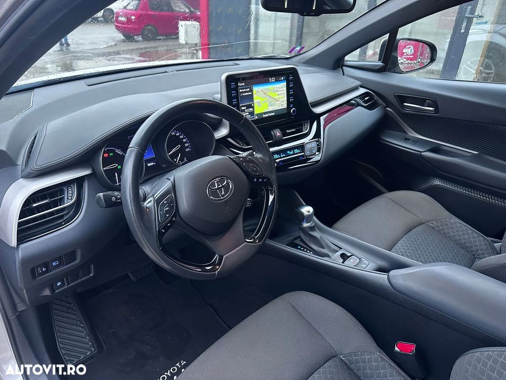 Toyota C-HR Hybrid Style - 5