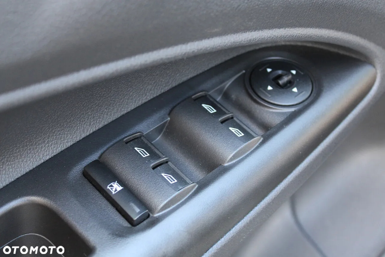 Ford Tourneo Connect 1.0 EcoBoost Start-Stop Trend - 25