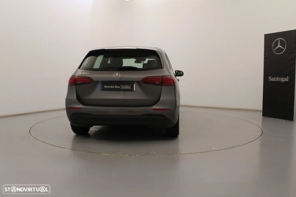 Mercedes-Benz B 180 d - 8