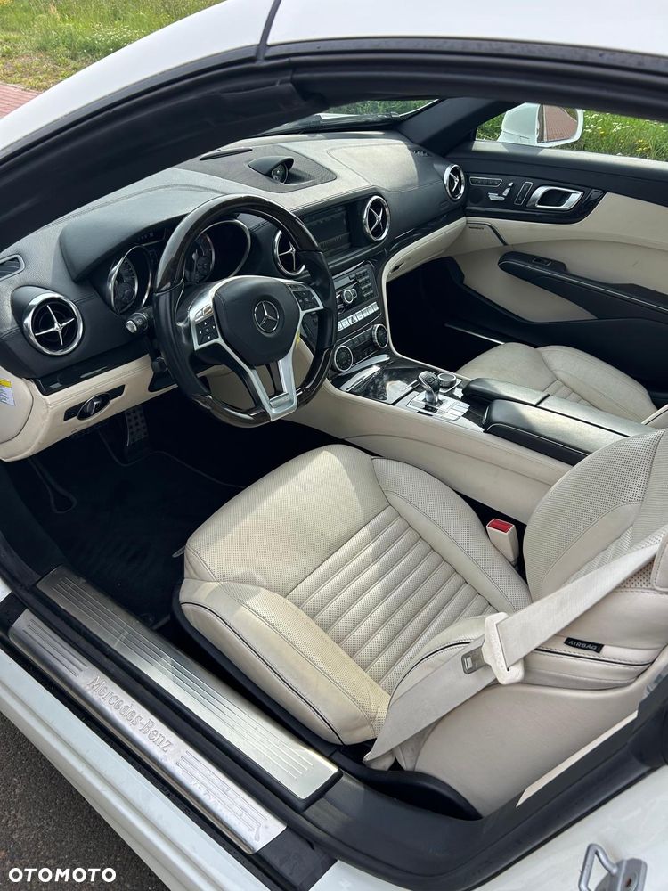 Mercedes-Benz SL 500 7G-TRONIC - 15