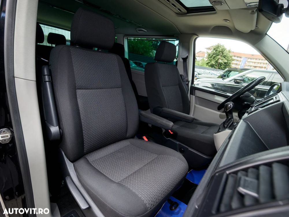 Volkswagen Caravelle KR Comfortline DSG 4M - 14