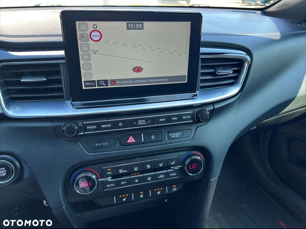 Kia ProCeed 1.6 T-GDI GT DCT - 22