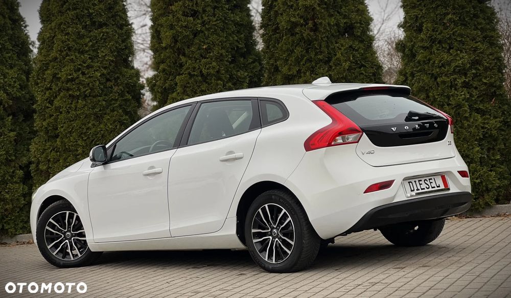 Volvo V40 D2 Momentum - 20